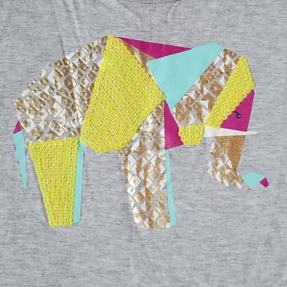 ❤ 4/$20 Crazy 8 Gray Tank Top with Sequin Elephant - Picture 4 of 5
